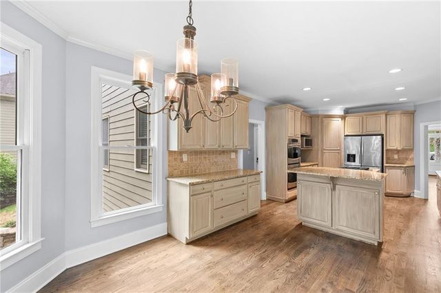 302 Beech Tree Hollow, Sugar Hill, GA 30518