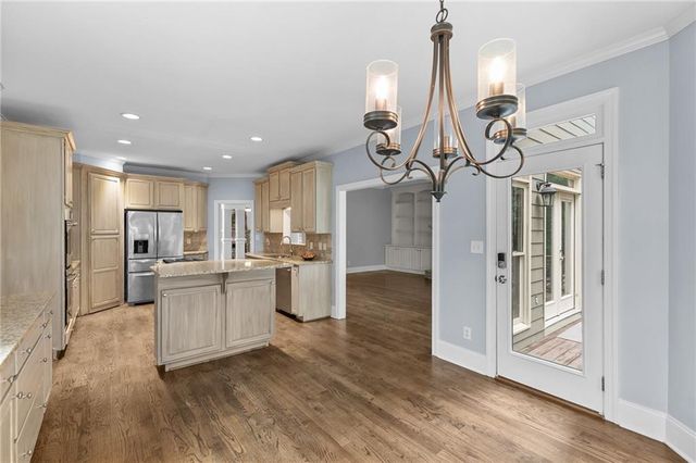 302 Beech Tree Hollow, Sugar Hill, GA 30518