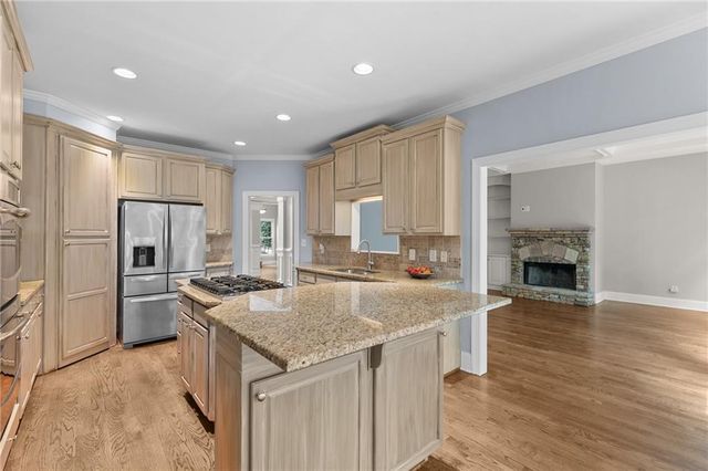 302 Beech Tree Hollow, Sugar Hill, GA 30518