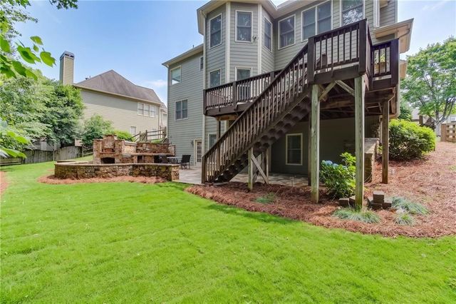 302 Beech Tree Hollow, Sugar Hill, GA 30518