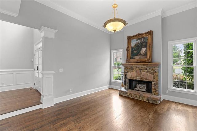 302 Beech Tree Hollow, Sugar Hill, GA 30518