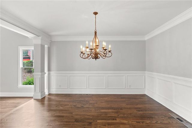302 Beech Tree Hollow, Sugar Hill, GA 30518