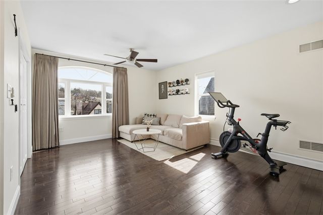 116 Ivy St, Edgewood, PA 15218