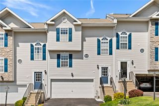 3202 Canterbury Dr, North Fayette, PA 15126