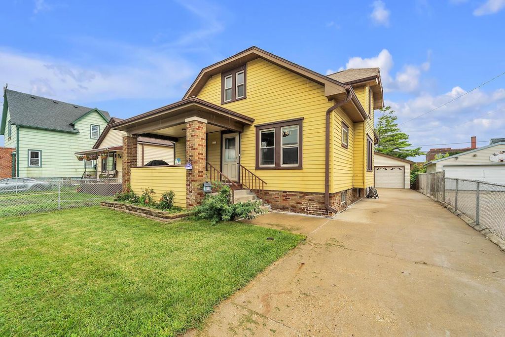 2311 Mead STREET, Mount Pleasant, WI 53403