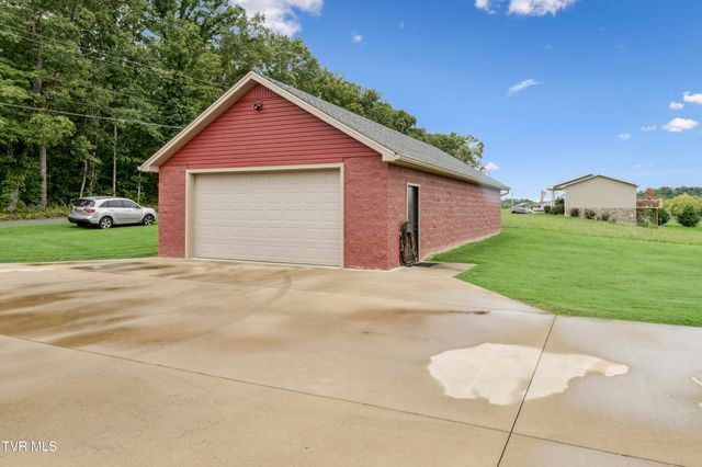 210 Raders Sidetrack Road, Greeneville, TN 37743