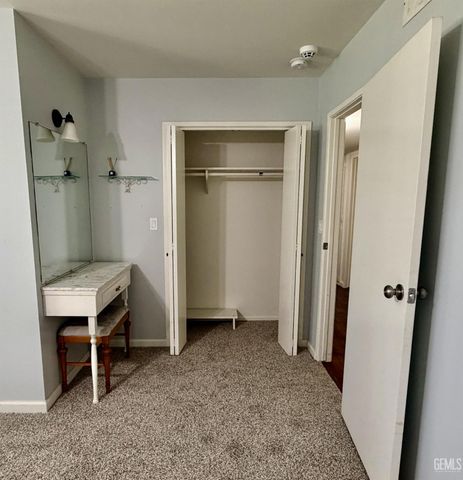 920 Cherry Hills Drive, Bakersfield, CA 93309