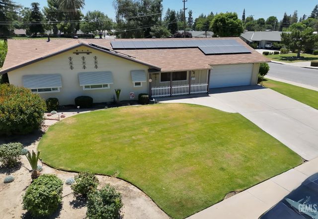 920 Cherry Hills Drive, Bakersfield, CA 93309