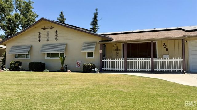 920 Cherry Hills Drive, Bakersfield, CA 93309