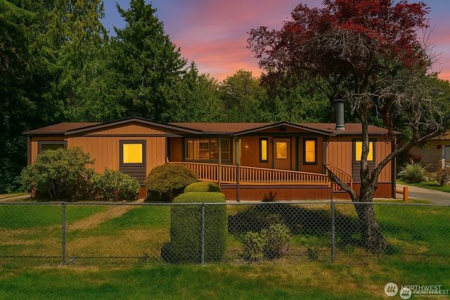 6225 64th Street SE, Snohomish, WA 98290