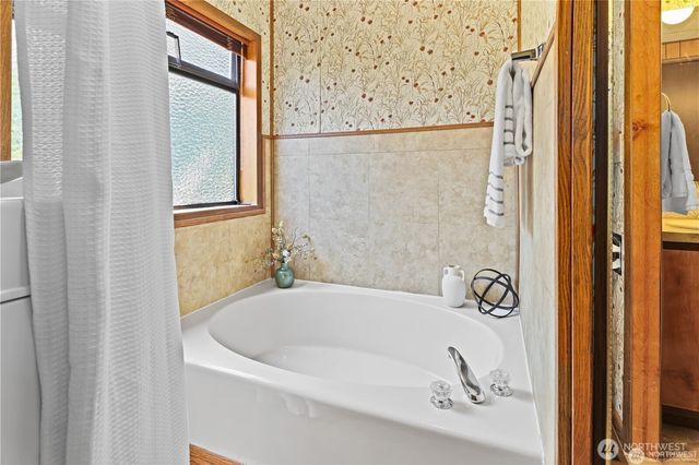 6225 64th Street SE, Snohomish, WA 98290