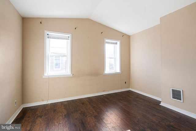 2134 S CHADWICK ST, Philadelphia, PA 19145
