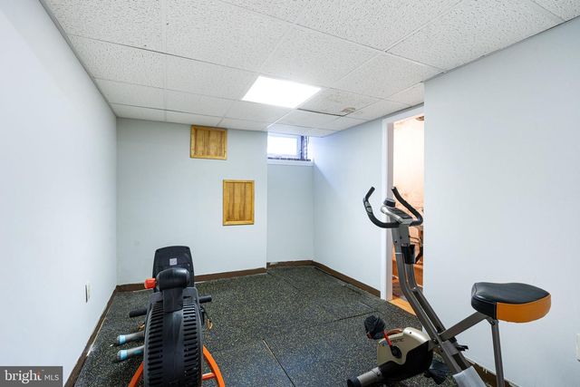 2134 S CHADWICK ST, Philadelphia, PA 19145