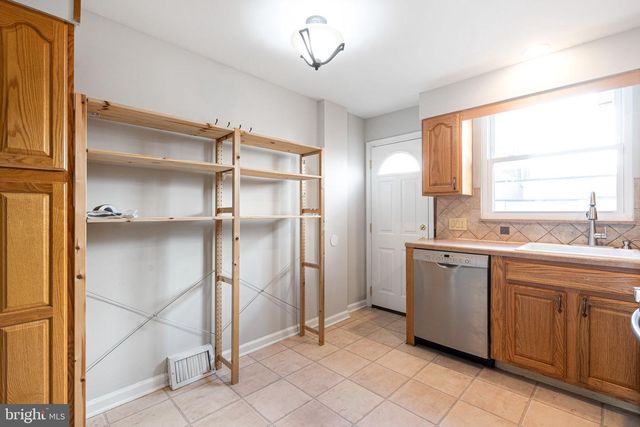 2134 S CHADWICK ST, Philadelphia, PA 19145