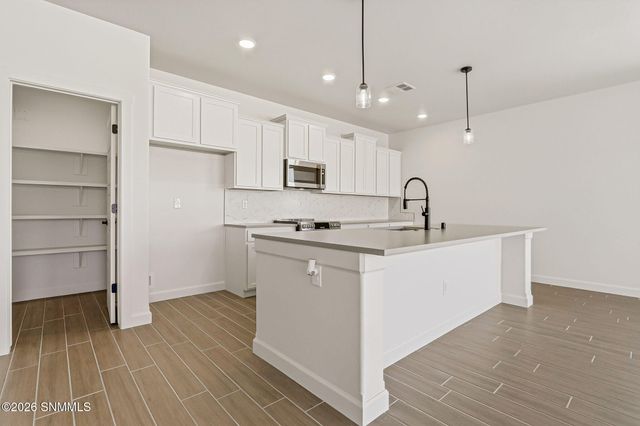 7342 Sentinel Avenue, Las Cruces, NM 88012