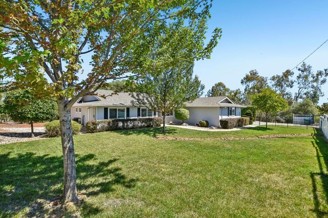 3800 Whispering Pines Ln, Shingle Springs, CA 95682