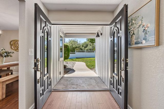 3800 Whispering Pines Ln, Shingle Springs, CA 95682