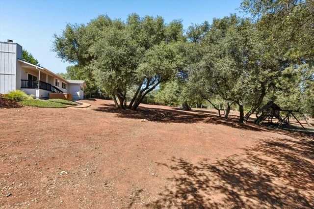 3800 Whispering Pines Ln, Shingle Springs, CA 95682