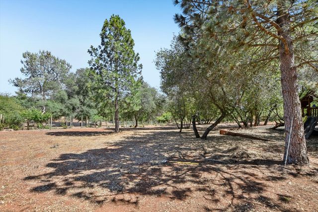 3800 Whispering Pines Ln, Shingle Springs, CA 95682