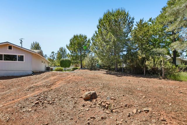 3800 Whispering Pines Ln, Shingle Springs, CA 95682