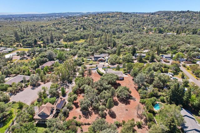 3800 Whispering Pines Ln, Shingle Springs, CA 95682