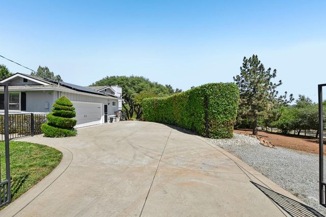 3800 Whispering Pines Ln, Shingle Springs, CA 95682