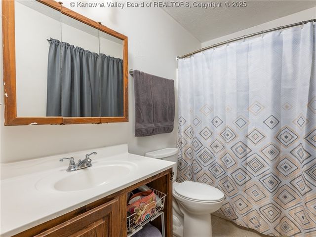 5398 Hillbrook Drive, Cross Lanes, WV 25313