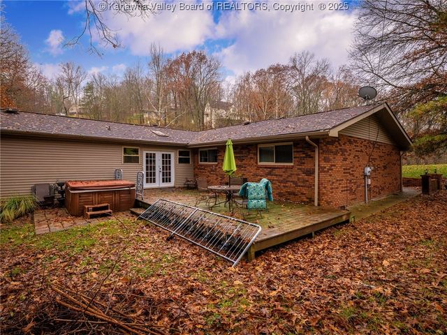 5398 Hillbrook Drive, Cross Lanes, WV 25313