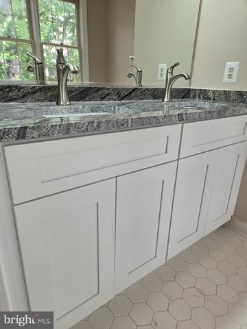 3711 BERLEIGH HILL CT, Burtonsville, MD 20866