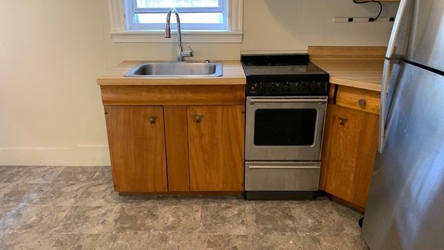 529 Pleasant St A, Malden, MA 02148