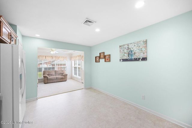 10018 Chenoweth Vista Way, Louisville, KY 40299