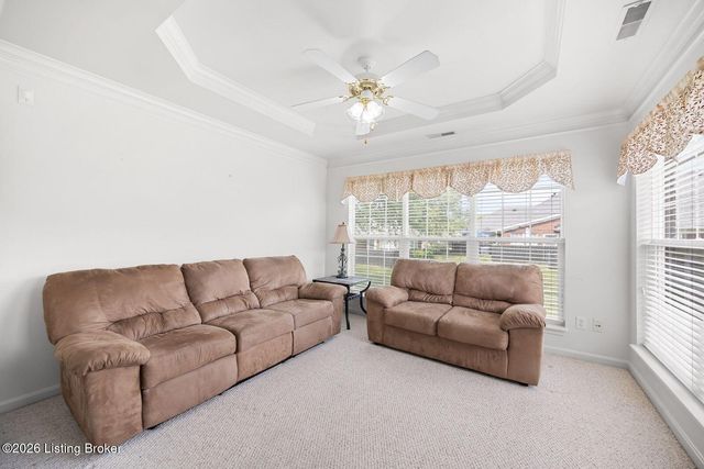 10018 Chenoweth Vista Way, Louisville, KY 40299