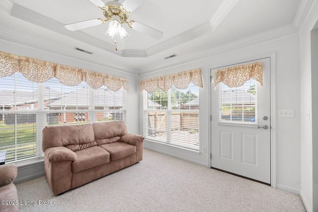 10018 Chenoweth Vista Way, Louisville, KY 40299