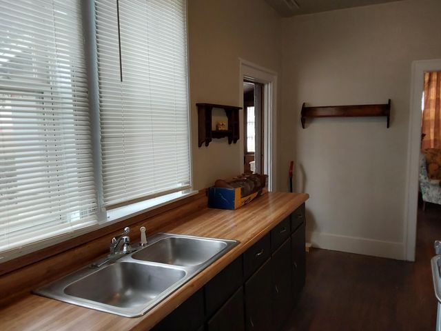 357 Garfield Avenue, Valparaiso, IN 46383