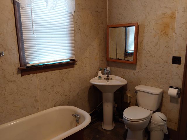 357 Garfield Avenue, Valparaiso, IN 46383