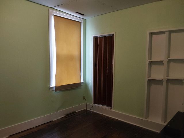 357 Garfield Avenue, Valparaiso, IN 46383