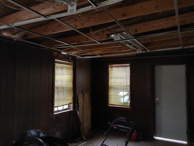 357 Garfield Avenue, Valparaiso, IN 46383