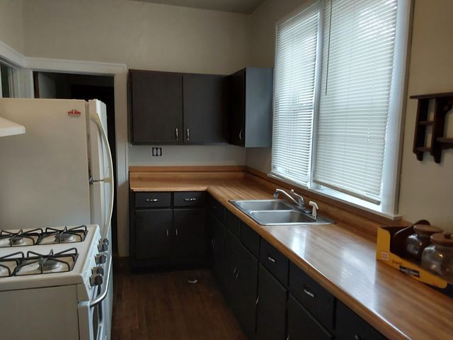 357 Garfield Avenue, Valparaiso, IN 46383