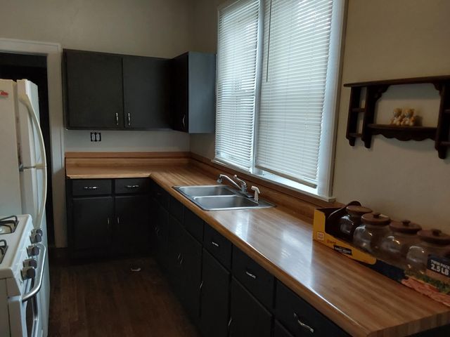 357 Garfield Avenue, Valparaiso, IN 46383