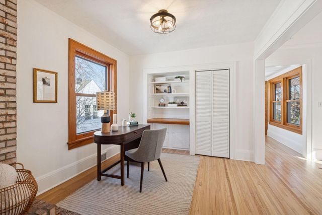 5626 Clinton Avenue, Minneapolis, MN 55419