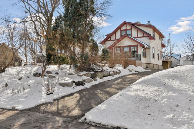 5626 Clinton Avenue, Minneapolis, MN 55419