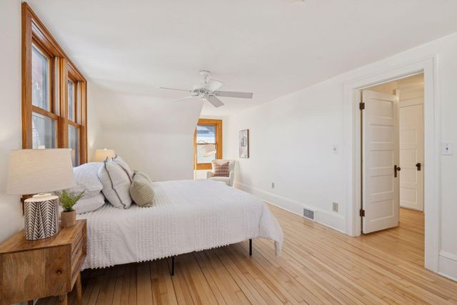 5626 Clinton Avenue, Minneapolis, MN 55419