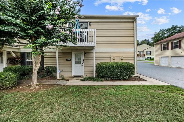 1356 Old Coach Road SW, Marietta, GA 30008