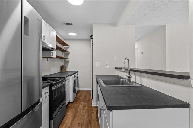 1356 Old Coach Road SW, Marietta, GA 30008