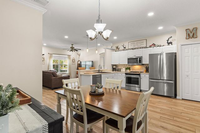 8686 104th Avenue, Vero Beach, FL 32967