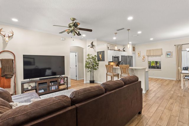 8686 104th Avenue, Vero Beach, FL 32967