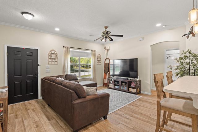 8686 104th Avenue, Vero Beach, FL 32967