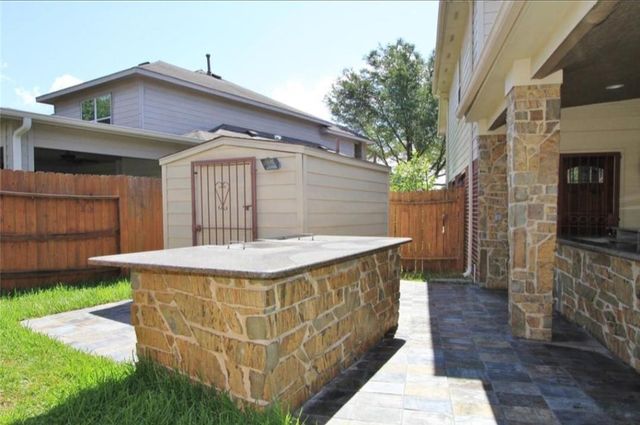 718 Vista Grove Circle, Houston, TX 77073