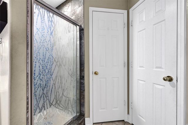 718 Vista Grove Circle, Houston, TX 77073