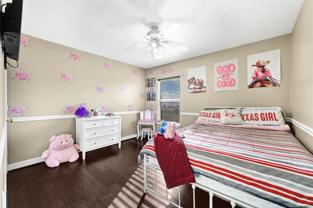 718 Vista Grove Circle, Houston, TX 77073